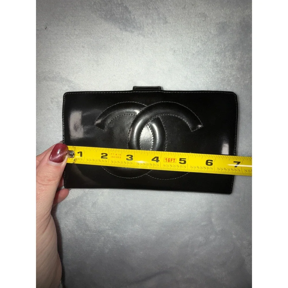 Authentic Chanel Black Patent Leather Bi Fold Wallet Clutch CC Logo Snap Closure